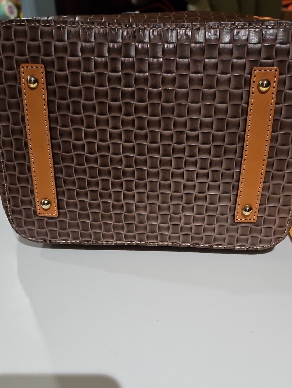 🤎 BIG WEEKEND SALE Dooney & Bourke Taupe Drawstring Hobo Bag - Picture 12 of 16